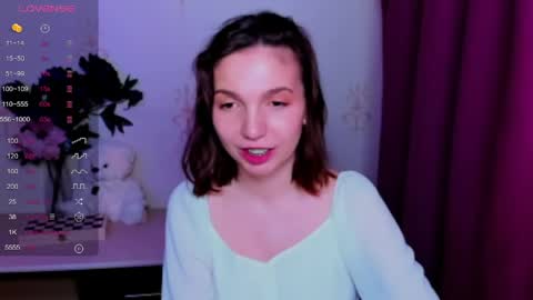 Hazel online show from 04/23/26, 09:52