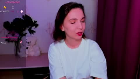 Hazel online show from 05/20/26, 01:45
