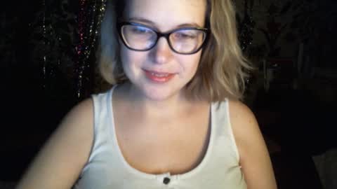 kindsweet online show from 03/05/25, 01:42