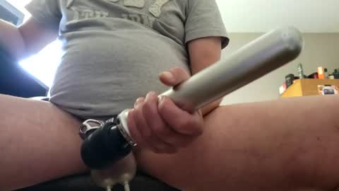 Kingaxel online show from 06/23/26, 10:02