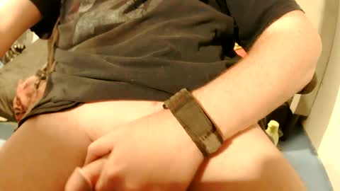 Snapshot of king69_666 chatting on 09/15/25, 05:35 king69_666 online show from 09/15/25, 05:35