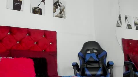 Snapshot of king_ares1 chatting on 05/12/26, 11:07 king_ares1 online show from 05/12/26, 11:07