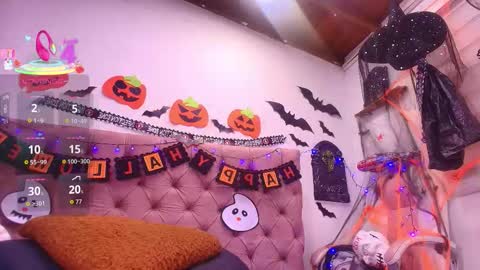 Snapshot of king_bella_ chatting on 11/01/25, 03:08 Bella online show from 11/01/25, 03:08