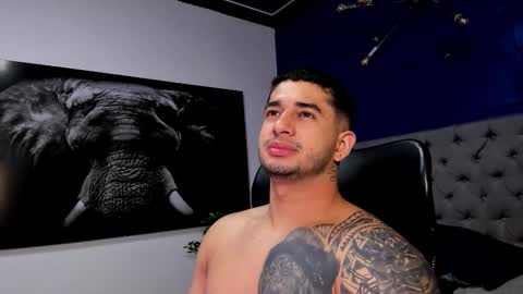 Angel Falconer online show from 12/19/25, 01:12