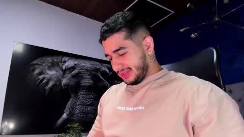 Angel Falconer online show from 02/02/26, 01:59