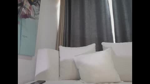 Angel Falconer online show from 02/12/26, 07:31