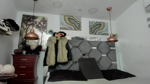 Snapshot of king_fitt_ chatting on 04/15/26, 12:12 HOT MEN BLACK online show from 04/15/26, 12:12