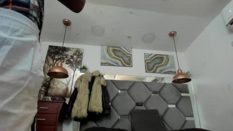 Snapshot of king_fitt_ chatting on 04/19/26, 06:10 HOT MEN BLACK online show from 04/19/26, 06:10