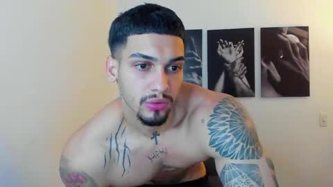 king_of_kings__ online show from 10/01/25, 10:16