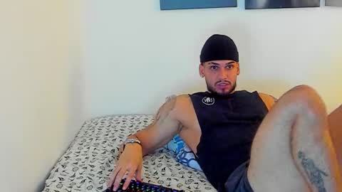 king_of_kings__ online show from 12/16/25, 12:48