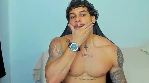 king_of_kings__ online show from 04/28/26, 01:48