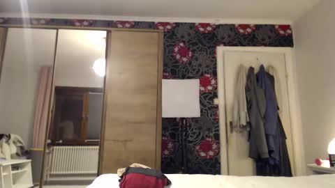 sexysexyhotwetpinkredpussy online show from 04/14/26, 08:37