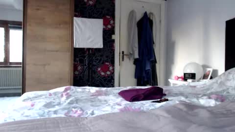 sexysexyhotwetpinkredpussy online show from 04/18/26, 05:50