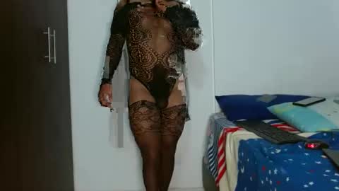 luisa queen online show from 10/19/25, 07:36
