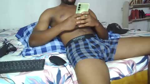 sido online show from 11/19/25, 10:15