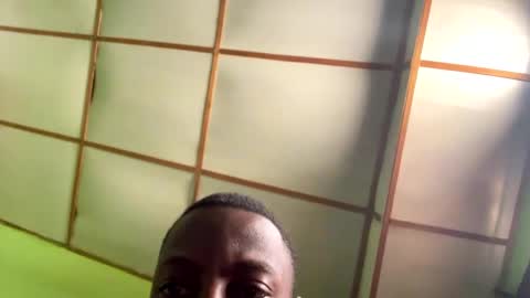 Snapshot of kingdavidmaster chatting on 01/19/25, 05:39 King online show from 01/19/25, 05:39