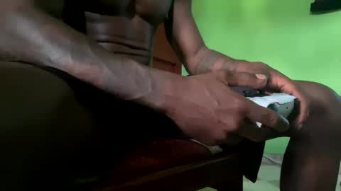 Snapshot of kingdavidmaster chatting on 02/15/25, 06:44 King online show from 02/15/25, 06:44