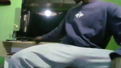 Snapshot of kingdavidmaster chatting on 02/22/25, 09:37 King online show from 02/22/25, 09:37