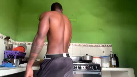 Snapshot of kingdavidmaster chatting on 03/04/25, 04:41 King online show from 03/04/25, 04:41