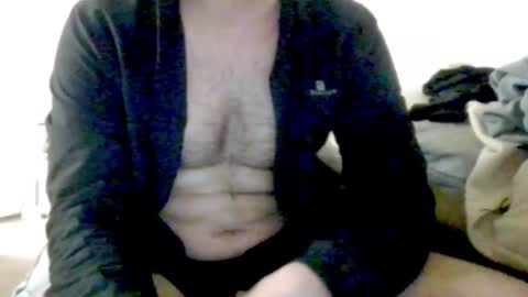 Snapshot of kingindisguise69 chatting on 03/05/25, 12:59 kingindisguise69 online show from 03/05/25, 12:59