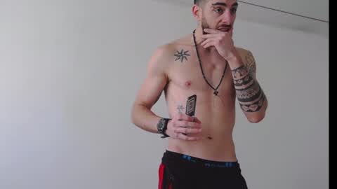 Snapshot of kingkarlos_ chatting on 12/19/24, 10:13 KingKarlos online show from 12/19/24, 10:13