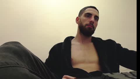 Snapshot of kingkarlos_ chatting on 12/20/24, 06:35 KingKarlos online show from 12/20/24, 06:35