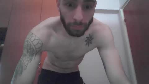 Snapshot of kingkarlos_ chatting on 02/21/26, 04:30 KingKarlos online show from 02/21/26, 04:30