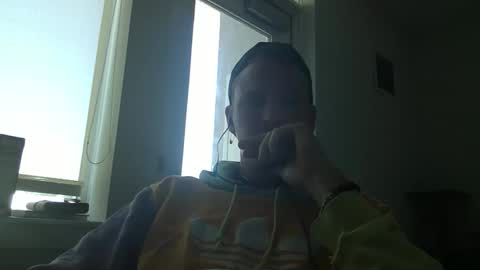 Kinglegg online show from 01/04/25, 07:23
