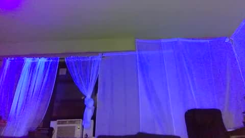 Snapshot of kinglibra420 chatting on 12/16/24, 06:43 loyal fuck online show from 12/16/24, 06:43