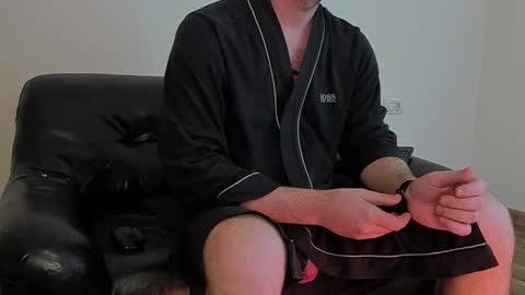 The King online show from 02/19/25, 01:50