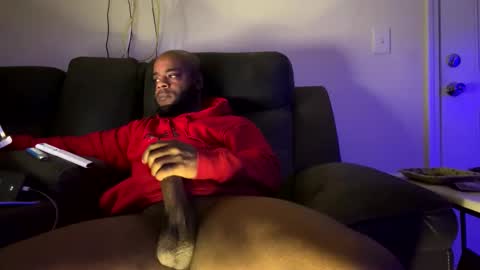 Snapshot of kingofkingz74 chatting on 02/16/25, 12:41 kingofkingz74 online show from 02/16/25, 12:41