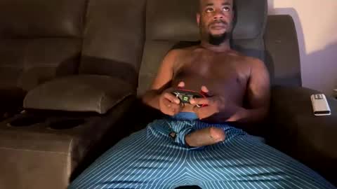 kingofkingz74 online show from 11/08/25, 11:47