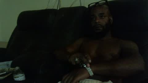 Snapshot of kingofkingz74 chatting on 06/14/26, 01:58 kingofkingz74 online show from 06/14/26, 01:58