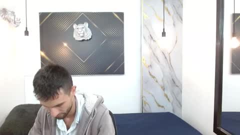 KING  online show from 03/15/26, 03:34