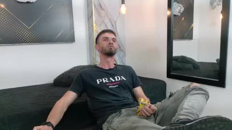 KING  online show from 05/09/26, 03:01