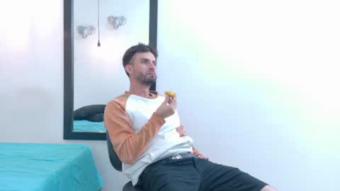 Snapshot of kingoftemptation chatting on 06/29/26, 03:24 KING online show from 06/29/26, 03:24