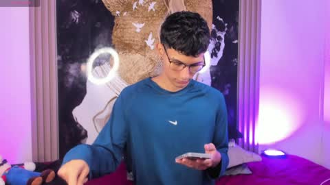  A L E X  online show from 04/28/26, 07:02