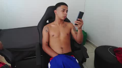 DOMINANT ALPHA KINGS online show from 04/23/26, 06:54