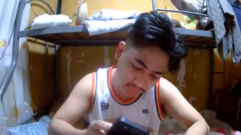 Ruru online show from 11/25/25, 08:36