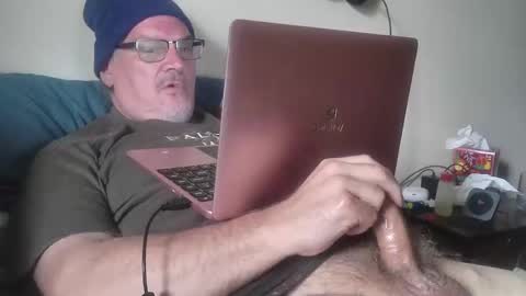 kingtongue10 online show from 04/13/26, 09:09