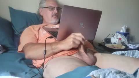 Snapshot of kingtongue10 chatting on 06/26/26, 05:50 kingtongue10 online show from 06/26/26, 05:50
