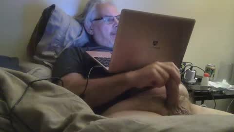 Snapshot of kingtongue10 chatting on 07/20/26, 09:23 kingtongue10 online show from 07/20/26, 09:23