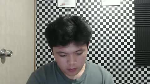 Snapshot of kingvoltage chatting on 02/28/26, 04:52 Yuki online show from 02/28/26, 04:52