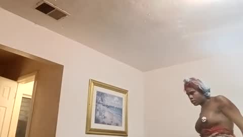 kingzoe1989 online show from 11/18/25, 10:31