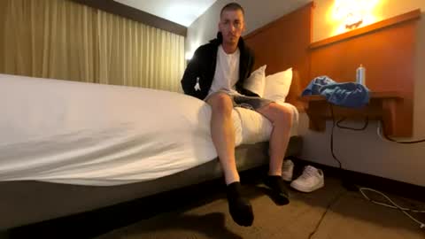 Snapshot of kinksss4all chatting on 07/04/26, 03:35 KinkPLAY9 online show from 07/04/26, 03:35