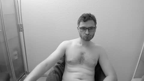 Snapshot of kinksubbydubby chatting on 09/08/25, 11:37 kinksubbydubby online show from 09/08/25, 11:37