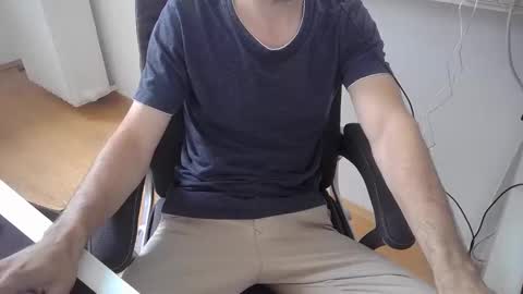 Snapshot of kinky_alaric chatting on 06/10/26, 11:31 kinky_alaric online show from 06/10/26, 11:31