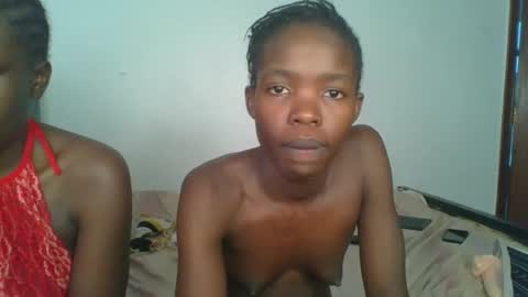 kinky_aria online show from 10/24/25, 05:48