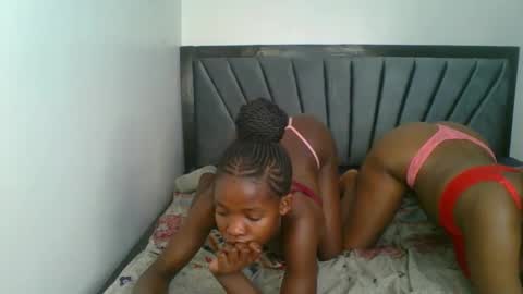 kinky_aria online show from 11/26/25, 08:43