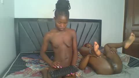 kinky_aria online show from 11/27/25, 09:28